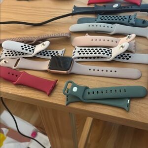 Smartwatch with Interchangeable Bands